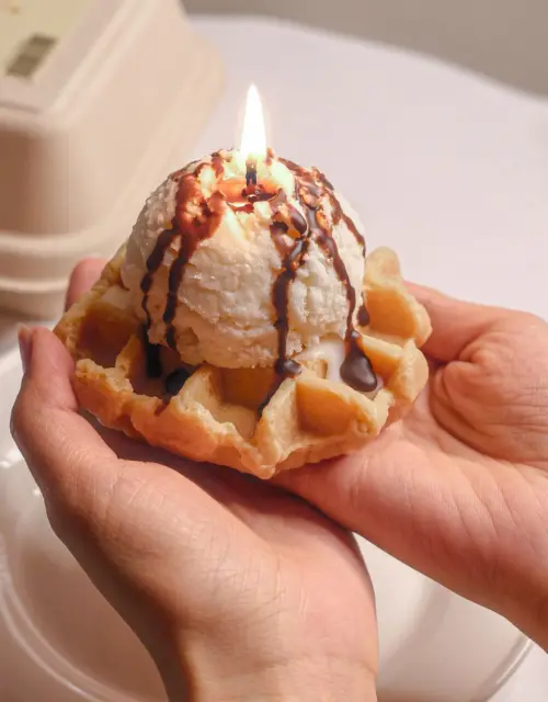 Waffle Ice Cream Candle Makassar Ebony Scented Dessert Food